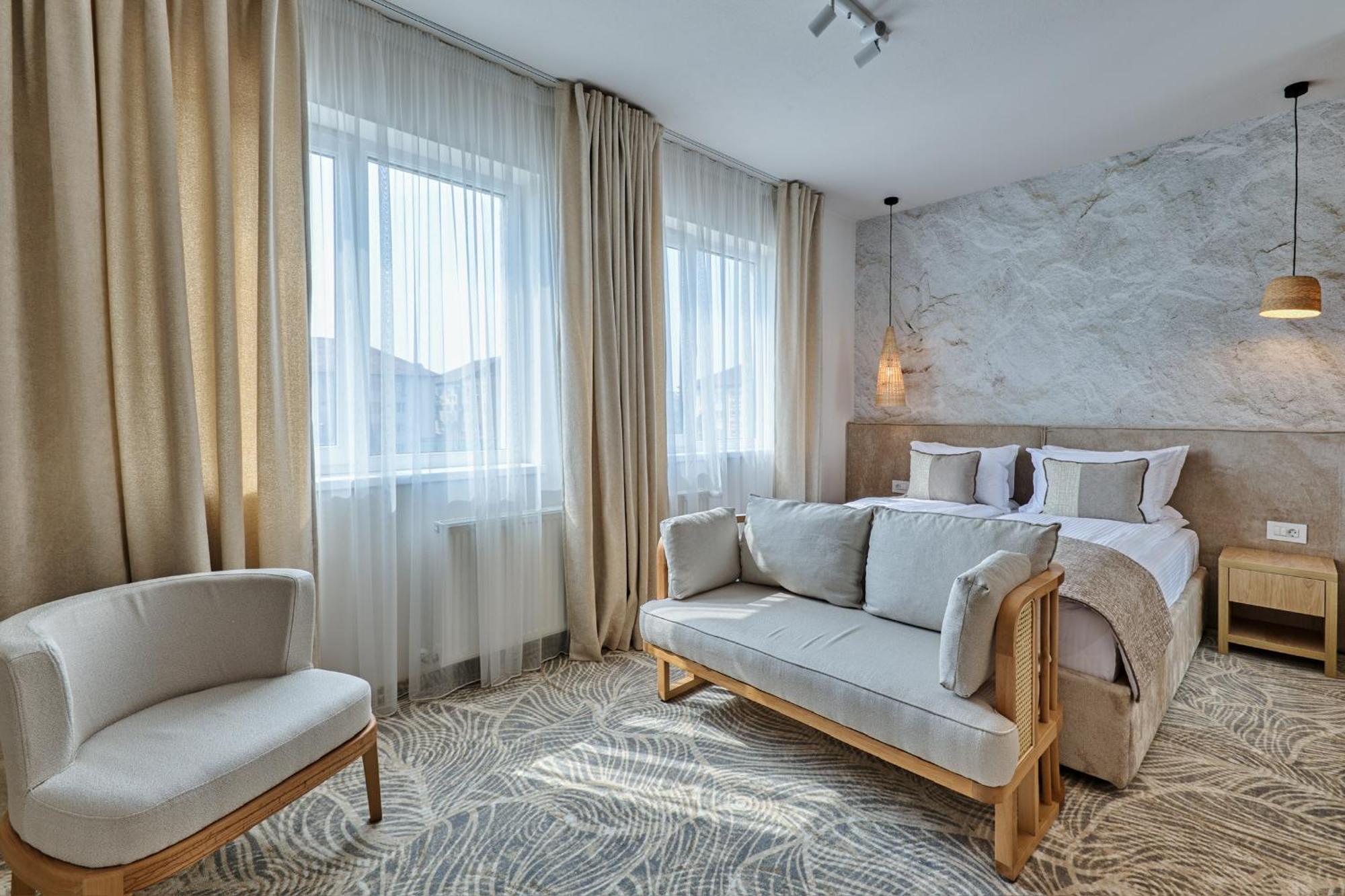 Hotel Serenity Timişoara Eksteriør bilde